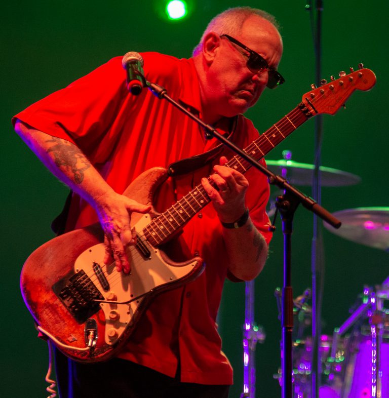 Jimmy Thackery plays his guitar